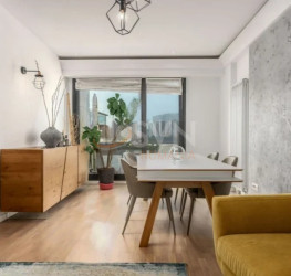 Apartament, 4 camere cu loc parcare subteran inclus Bucuresti/Herastrau