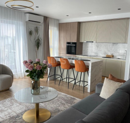 Apartament, 4 camere cu loc parcare subteran inclus Bucuresti/Titan