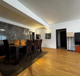Apartament, 4 camere cu loc parcare subteran inclus Bucuresti/Herastrau