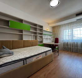Apartament, 4 camere cu loc parcare subteran inclus Bucuresti/Herastrau