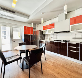 Apartament, 4 camere cu loc parcare subteran inclus Bucuresti/Herastrau