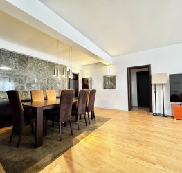 Apartament, 4 camere cu loc parcare subteran inclus Bucuresti/Herastrau