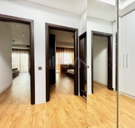 Apartament, 4 camere cu loc parcare subteran inclus Bucuresti/Herastrau