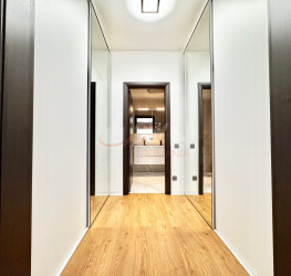 Apartament, 4 camere cu loc parcare subteran inclus Bucuresti/Herastrau