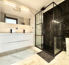 Apartament, 4 camere cu loc parcare subteran inclus Bucuresti/Herastrau