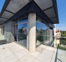 Apartament, 4 camere cu loc parcare subteran inclus Bucuresti/Kiseleff
