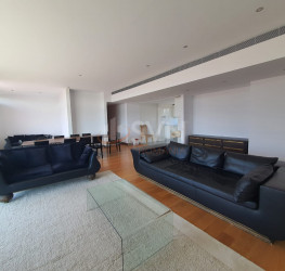 Apartament, 4 camere cu loc parcare subteran inclus Bucuresti/Kiseleff