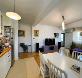 Apartament, 4 camere cu loc parcare subteran inclus Bucuresti/Bucurestii Noi