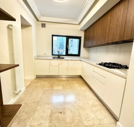 Apartament, 4 camere cu loc parcare subteran inclus Bucuresti/Capitale