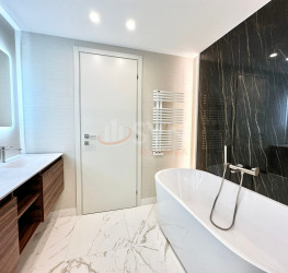 Apartament, 4 camere cu loc parcare subteran inclus Bucuresti/Capitale