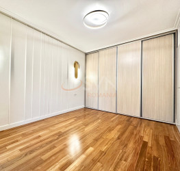 Apartament, 4 camere cu loc parcare subteran inclus Bucuresti/Capitale