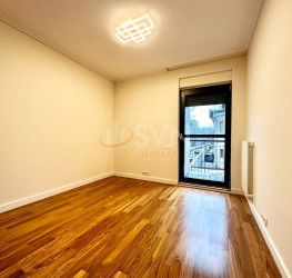 Apartament, 4 camere cu loc parcare subteran inclus Bucuresti/Capitale