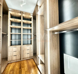 Apartament, 4 camere cu loc parcare subteran inclus Bucuresti/Capitale
