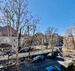 Apartament, 4 camere cu loc parcare subteran inclus Bucuresti/Capitale