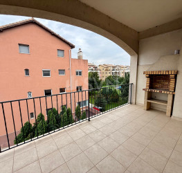 Apartament, 4 camere cu loc parcare subteran inclus Bucuresti/Pipera