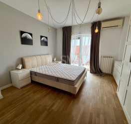 Apartament, 4 camere cu loc parcare subteran inclus Bucuresti/Pipera