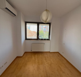 Apartament, 4 camere cu loc parcare subteran inclus Bucuresti/Dorobanti