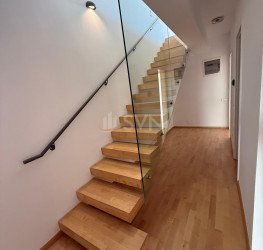Apartament, 4 camere cu loc parcare subteran inclus Bucuresti/Dorobanti