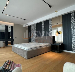Apartament, 4 camere cu loc parcare subteran inclus Bucuresti/Herastrau