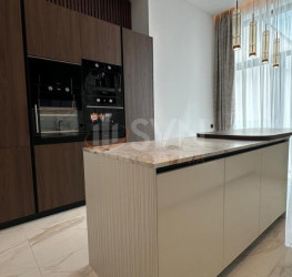 Apartament, 4 camere cu loc parcare subteran inclus Bucuresti/Herastrau