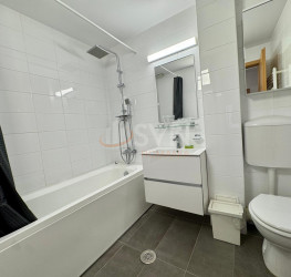 Apartament, 4 camere cu loc parcare subteran inclus Bucuresti/Herastrau