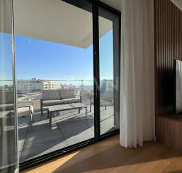 Apartament, 4 camere cu loc parcare subteran inclus Bucuresti/Herastrau