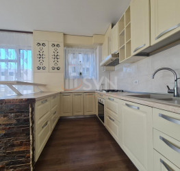 Apartament, 4 camere cu loc parcare subteran inclus Bucuresti/Herastrau