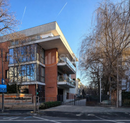 Apartament, 4 camere cu loc parcare subteran inclus Bucuresti/Dorobanti