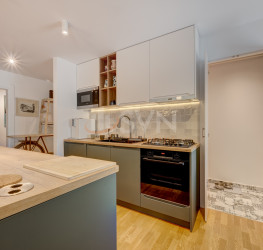 Apartament, 4 camere cu loc parcare subteran inclus Bucuresti/Decebal