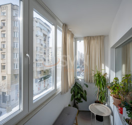 Apartament, 4 camere cu loc parcare subteran inclus Bucuresti/Decebal