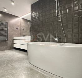 Apartament, 4 camere cu loc parcare subteran inclus Bucuresti/Aviatiei