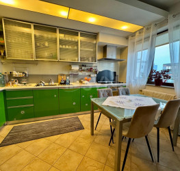 Apartament, 4 camere cu loc parcare subteran inclus Bucuresti/Floreasca