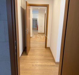 Apartament, 4 camere cu loc parcare subteran inclus Bucuresti/Aviatorilor