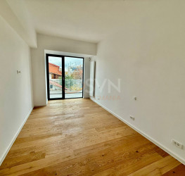 Apartament, 4 camere cu loc parcare subteran inclus Bucuresti/Aviatiei