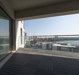 Apartament, 4 camere cu loc parcare subteran inclus Bucuresti/Herastrau