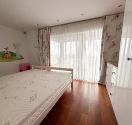 Apartament, 4 camere cu loc parcare subteran inclus Bucuresti/Arcul De Triumf
