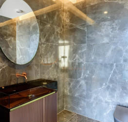 Apartament, 4 camere cu loc parcare subteran inclus Bucuresti/Herastrau