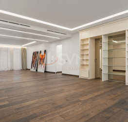 Apartament, 4 camere cu loc parcare subteran inclus Bucuresti/P-ta Victoriei