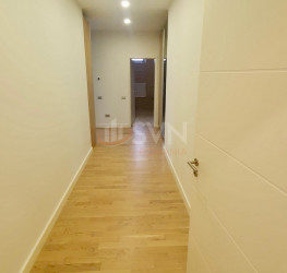 Apartament, 4 camere cu loc parcare subteran inclus Bucuresti/1 Mai