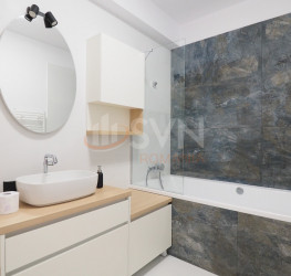 Apartament, 4 camere cu loc parcare subteran inclus Bucuresti/Herastrau