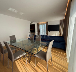 Apartament, 4 camere cu loc parcare subteran inclus Bucuresti/Herastrau