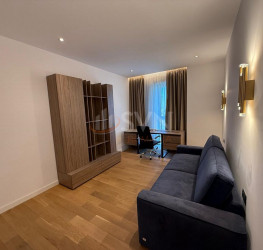 Apartament, 4 camere cu loc parcare subteran inclus Bucuresti/Herastrau