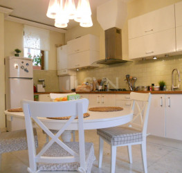 Apartament, 4 camere cu loc parcare subteran inclus Bucuresti/Dorobanti