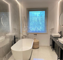 Apartament, 4 camere cu loc parcare subteran inclus Bucuresti/Primaverii