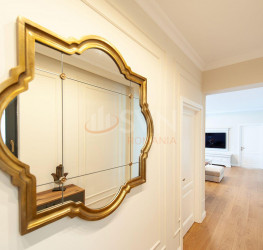 Apartament, 4 camere cu loc parcare subteran inclus Bucuresti/Aviatiei