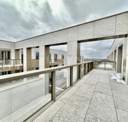 Apartament, 4 camere cu loc parcare subteran inclus Bucuresti/Iancu Nicolae