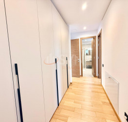 Apartament, 4 camere cu loc parcare subteran inclus Bucuresti/Primaverii