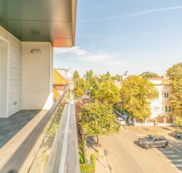 Apartament, 4 camere cu loc parcare subteran inclus Bucuresti/Aviatorilor