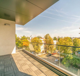 Apartament, 4 camere cu loc parcare subteran inclus Bucuresti/Aviatorilor