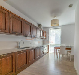 Apartament, 4 camere cu loc parcare subteran inclus Bucuresti/Aviatorilor